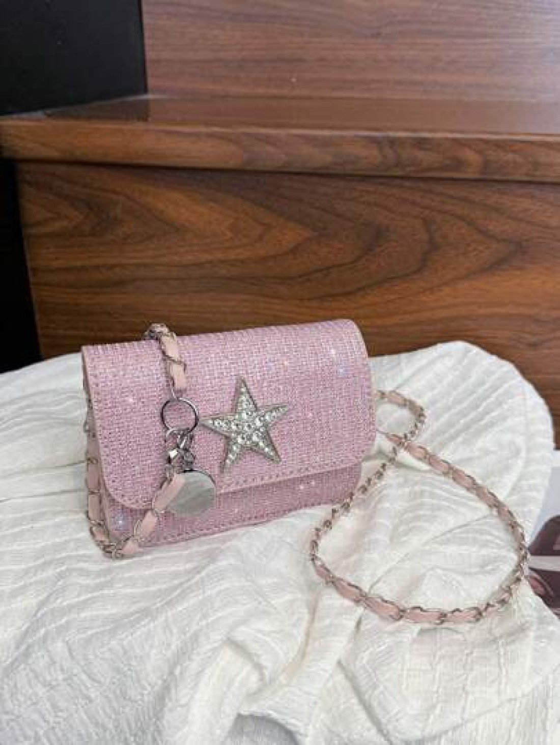 1pc Fashionable Sweet Shining Star Bag Crossbody Super Hot Chain Versatile Exquisite Small Bag Niche Mini Lipstick Bag Fashionable Chain Shoulder Strap With Sweet Five Pointed Star Decoration Suitable