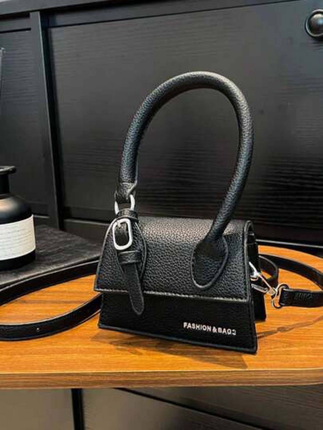 1 Pc New Style Girl s Pu Material Solid Color Letter Handbag Adjustable Shoulder Strap Can Be Shouldered Or Cross Body Magnetic Buckle Closure Fashionable Exquisite And Beautiful Simple And Versatile