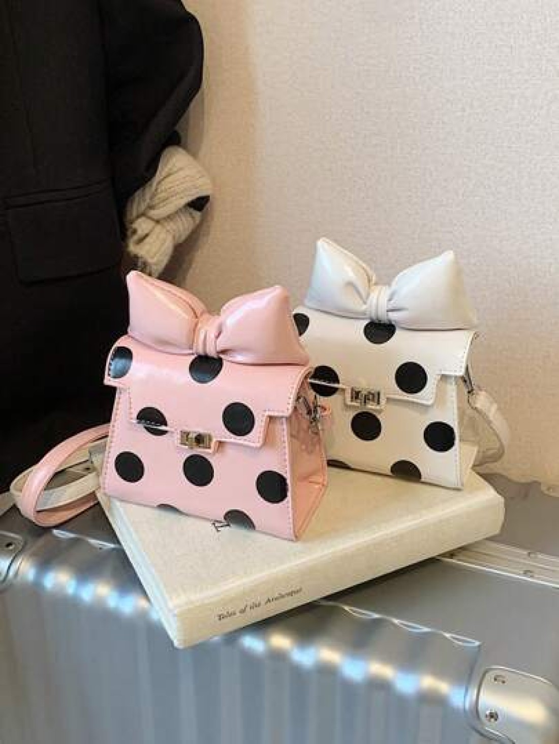 1pc Fashionable And Cute Polka Dot Kelly French Retro High End One Shoulder Crossbody Handheld Mini Lipstick Bag Children s Bag With A Fashionable And Exquisite Polka Dot Shape Of The Small Square Bag