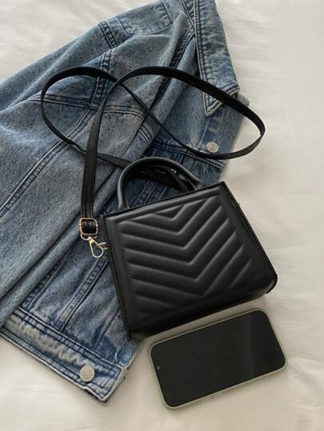1pc Fashionable Commuting Texture Indentation Rhombus Bag Simple Casual One Shoulder Crossbody Small Square Bag Simple Hand Held Large Capacity Bag Popular Retro Fashion Crossbody Bag Fashion Shoulder