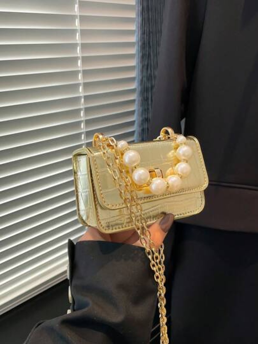 1pc Crocodile Pattern Jelly Bag Children s Handbag Coin Purse Pearl Crossbody Small Bag Exquisite And Fashionable Pearl Handbag Small Square Bag Suitable For Girls To Go Shopping Daily Use Attend Part