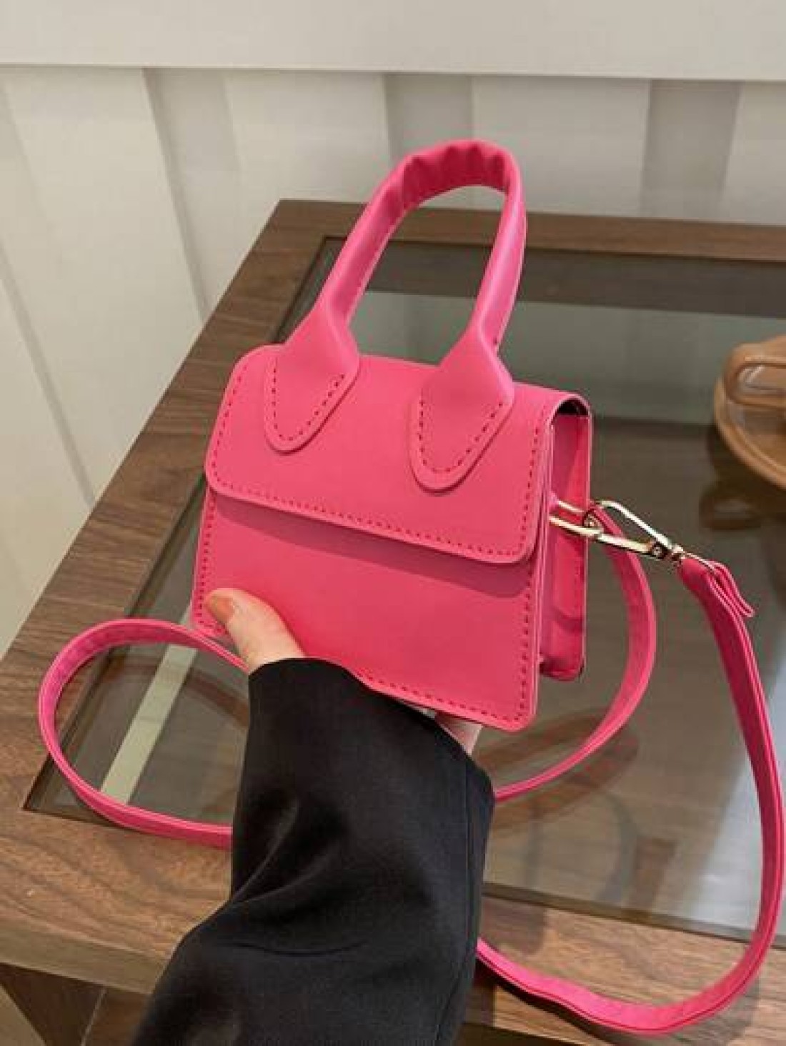 1pc Solid Color PU Flap Closure Mini Handbag Fashionable Retro Tote Shoulder Crossbody Square Bag Suitable For Daily Use