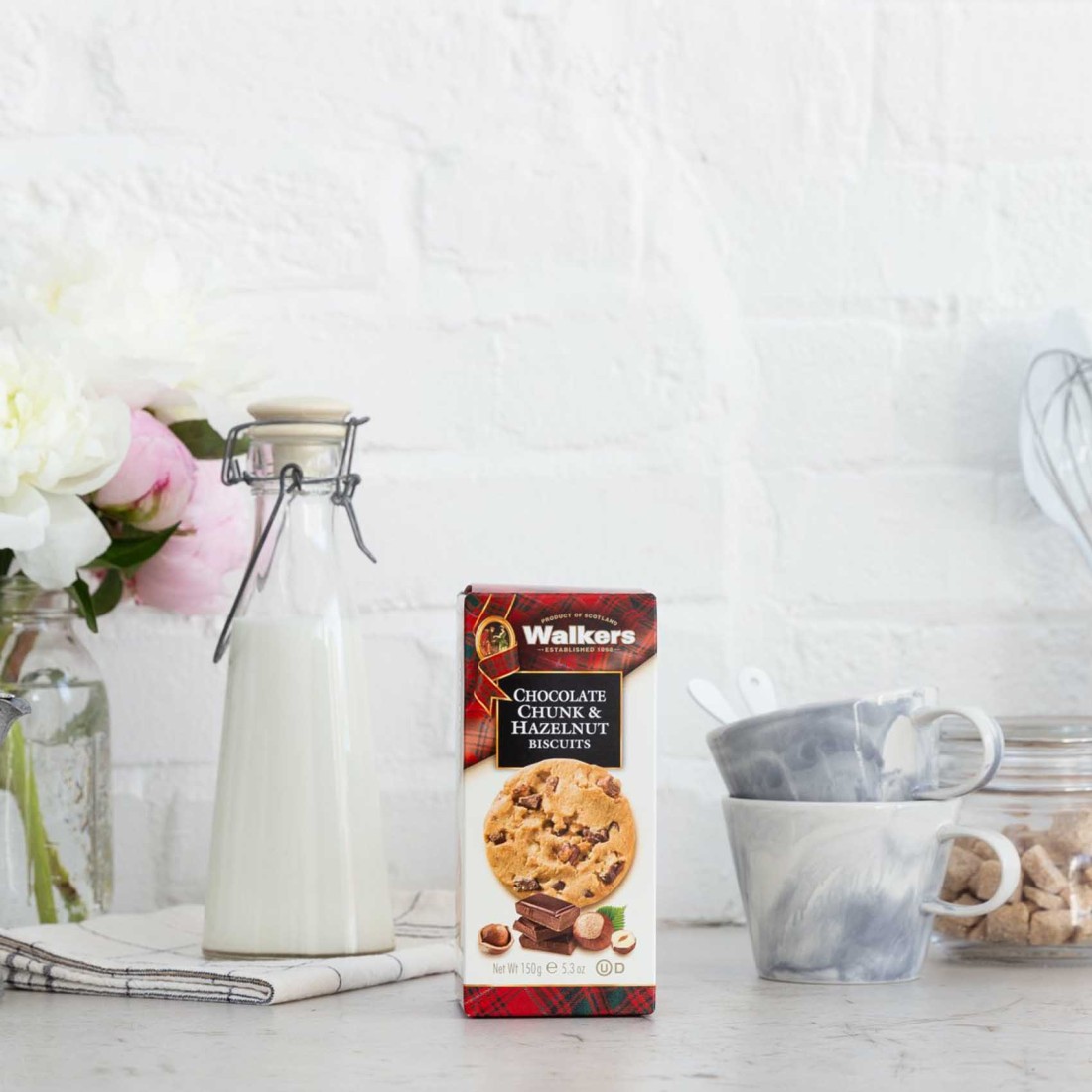 Walker&#39;s Chocolate Chunk and Hazelnut Biscuits, 150g