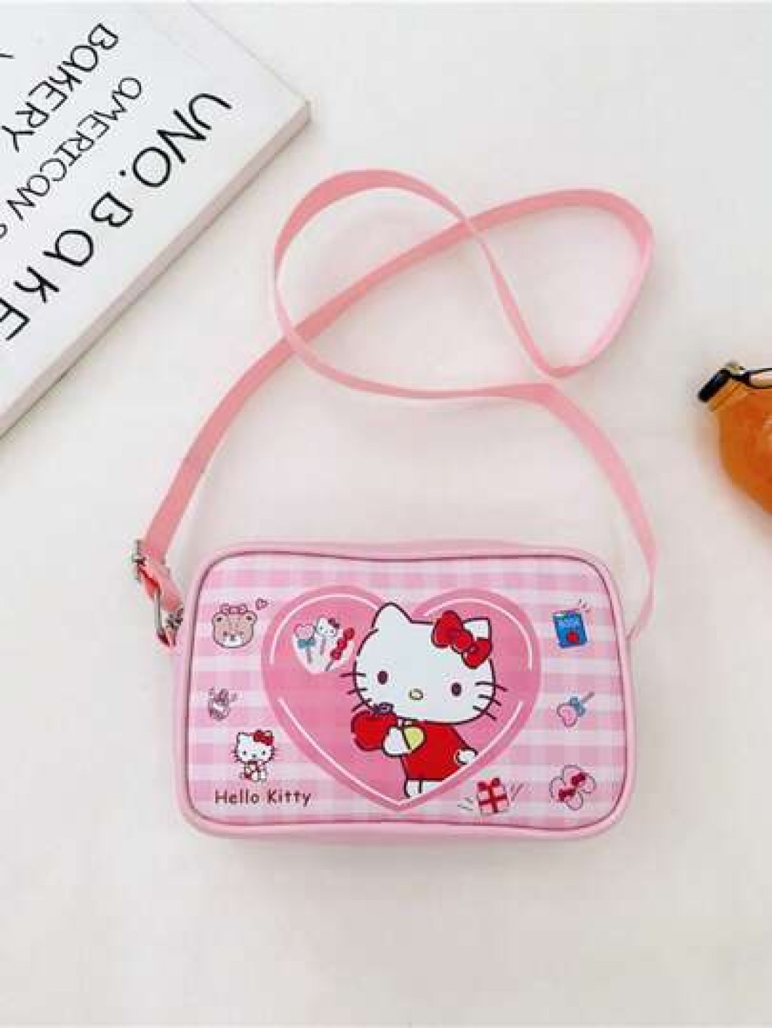 Sanrio 1pc Sanrio Fashion Versatile Girls Crossbody Shoulder Bag Kuromi Cinnamoroll Design PU Leather Kids Small Square Bag