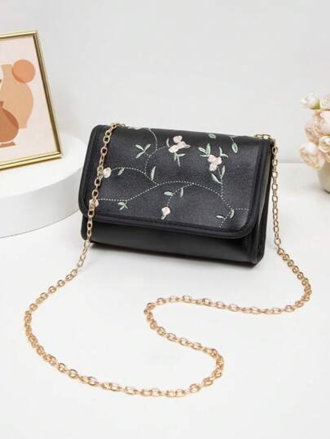 1pc Embroidered Crossbody Bag For Girls Floral Embroidery Shoulder Bag Coin Purse Chain Minimalist Crossbody Bag Suitable For Daily Use Gatherings Gift Giving An Ideal Gift Choice