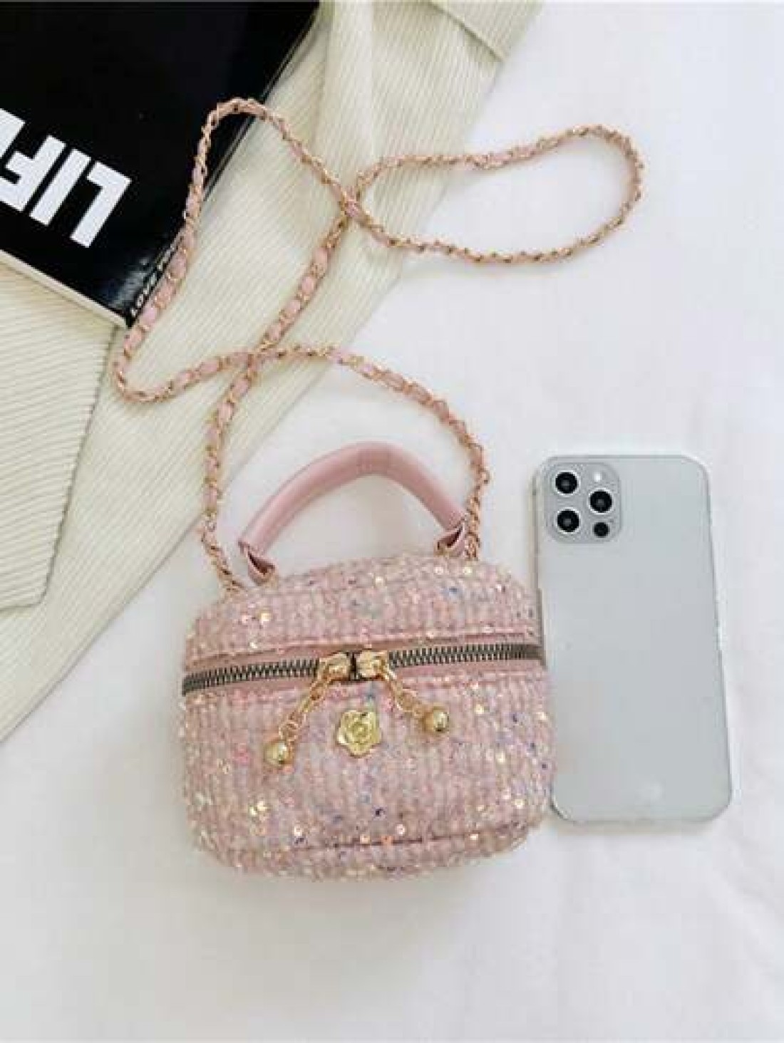 1pc Bucket Bag Diamond Bag High End Parent Child Handbag Fashionable Personalized Multifunctional Bag Cartoon Cute Flower Sequin Chain Handbag Niche Design Shoulder Crossbody Suitable For Shopping Tra