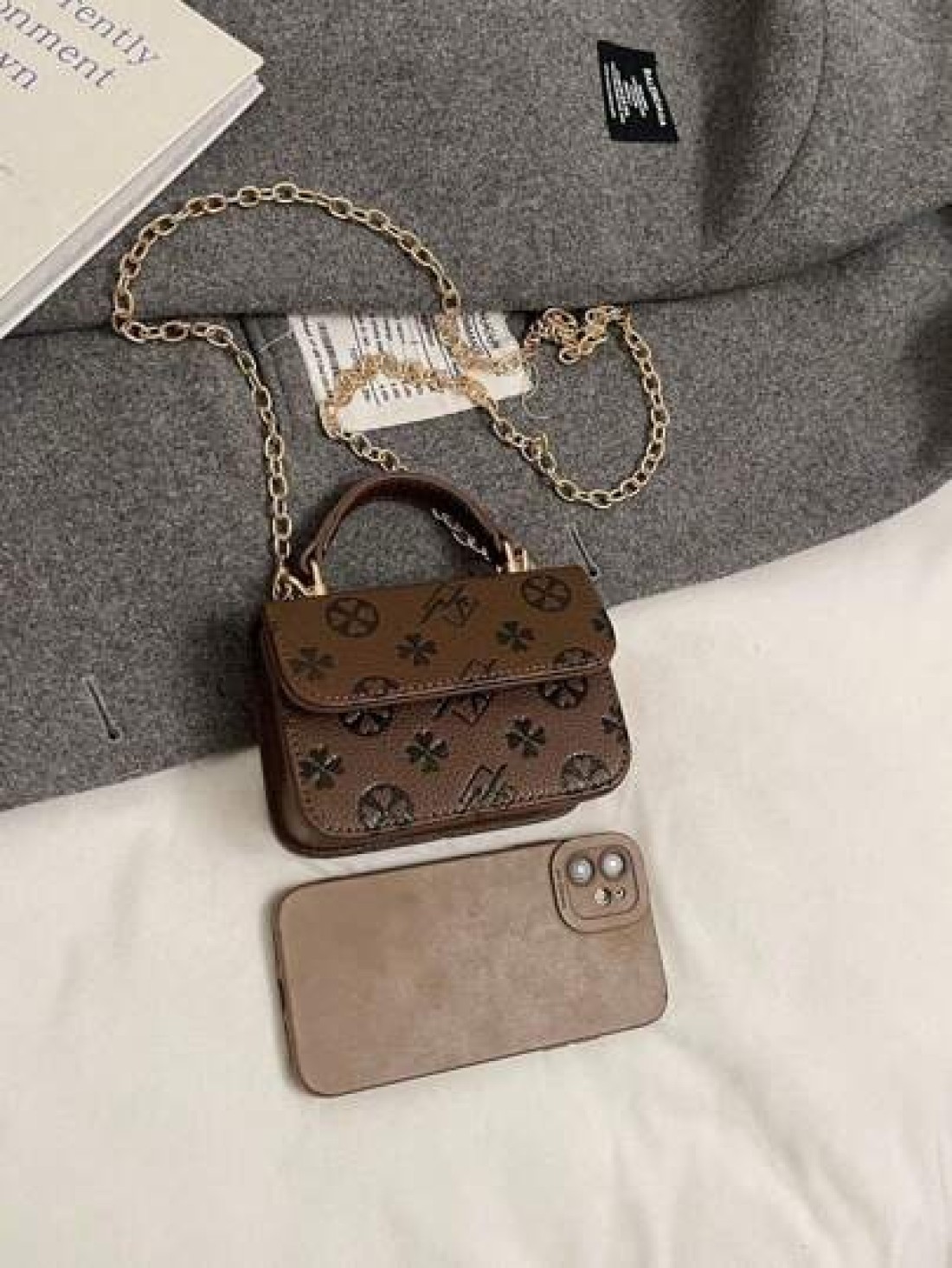 1 Piece Of Fashionable And Simple Printed Cute Handbag Letter Embossed Versatile Mini Handbag Small Square Bag Fashionable Lipstick Bag Pu Material With Fashionable Chain Shoulder Strap Magnetic Buckl