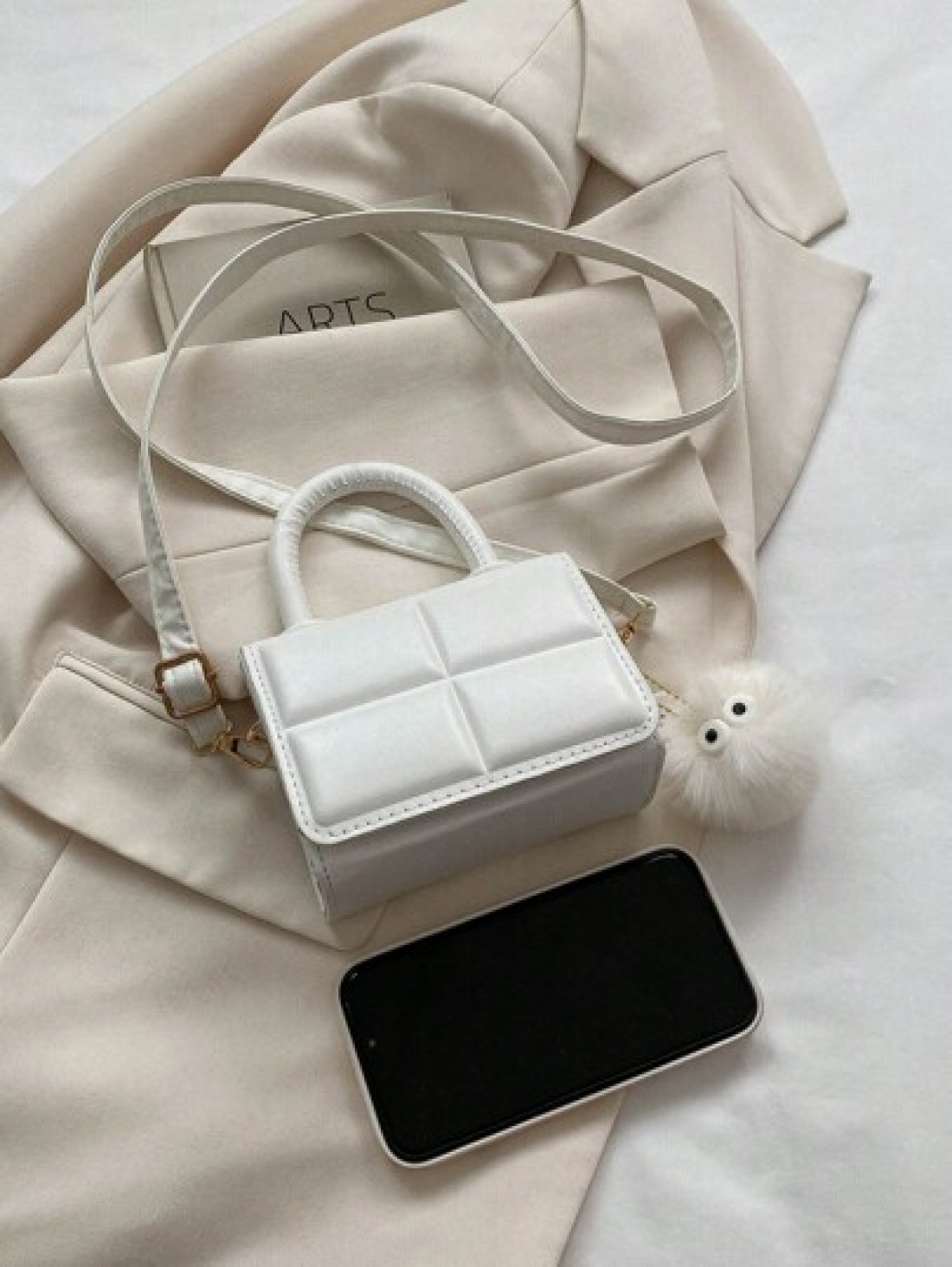 1pc High Grade Small Bag Girls Bag Versatile Chain Messenger Bag Popular Retro Mini Handbag Plaid Small Square Bag New Fashion Niche Design Messenger Bag Girls Bag Popular Versatile Messenger Bag Is V