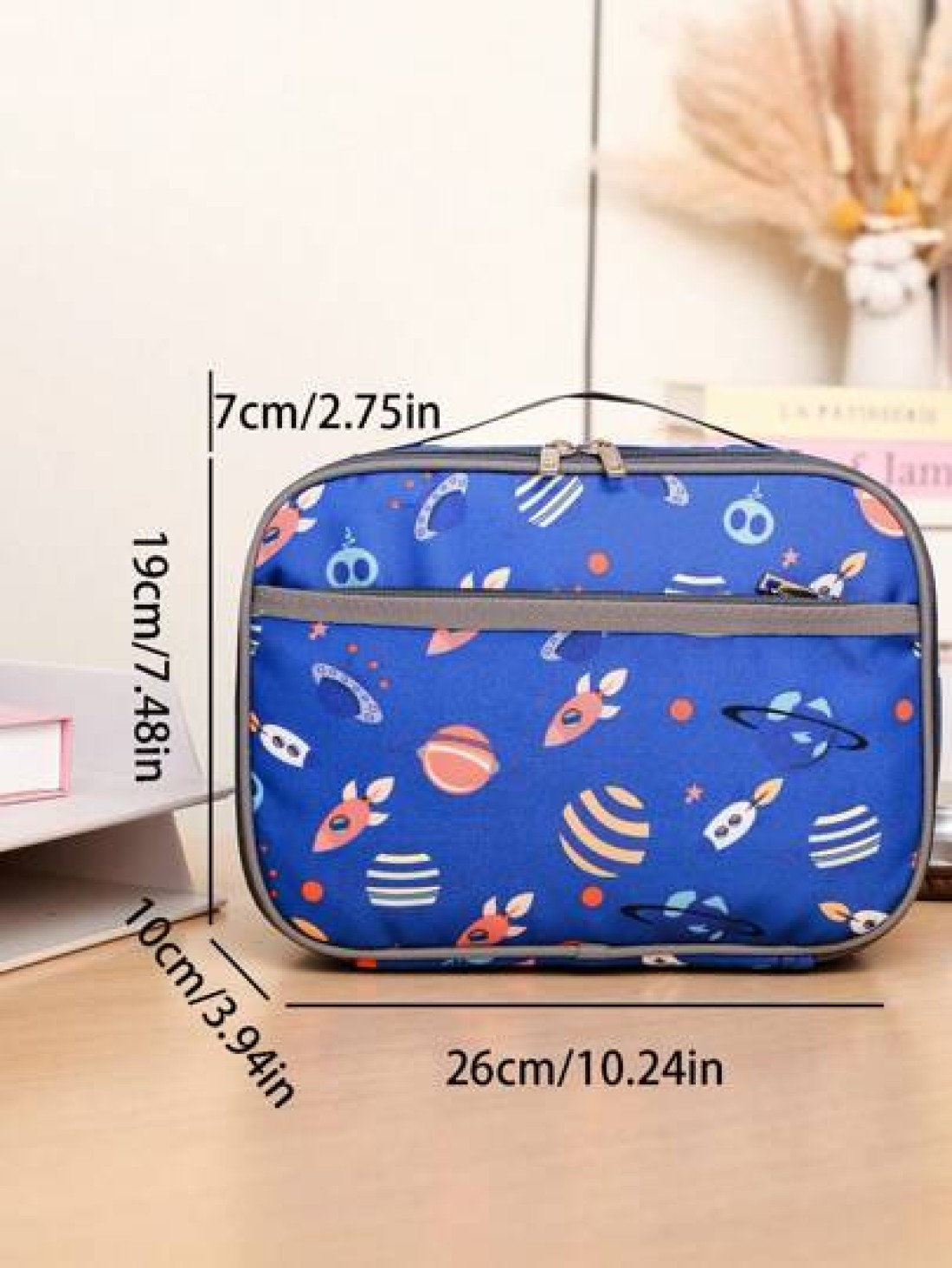 1 New Nylon Material Boy And Girl Cute Cartoon Pattern Lunch Bag Large Capacity Zipper Closure Fashionable And Casual Suitable For Daily Outings Travel And School