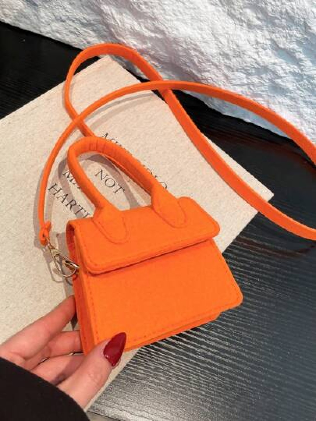 1pc Magnetic Opening And Closing Spring New Korean Cute Mini Bag Crossbody Versatile Casual Handbag Solid Color Versatile Stylish Shoulder Bag Lipstick Bag Coin Bag Suitable For All Occasions Girls Cr