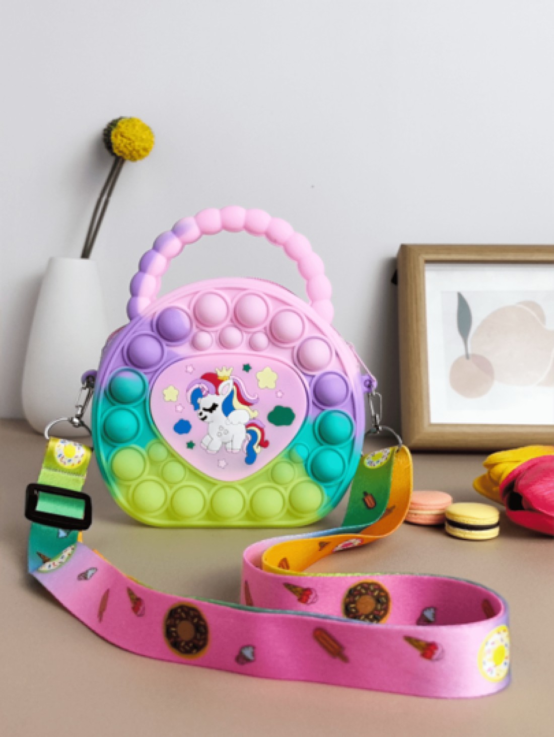 Heart Shaped Handbag Silicone Crossbody Bag Unicorn Wallet Stress Relief Waterproof Durable Storage Pouch Glossy Chain Link Stylish Eye Catching Crossbody Bag Suitable For All Daily Use