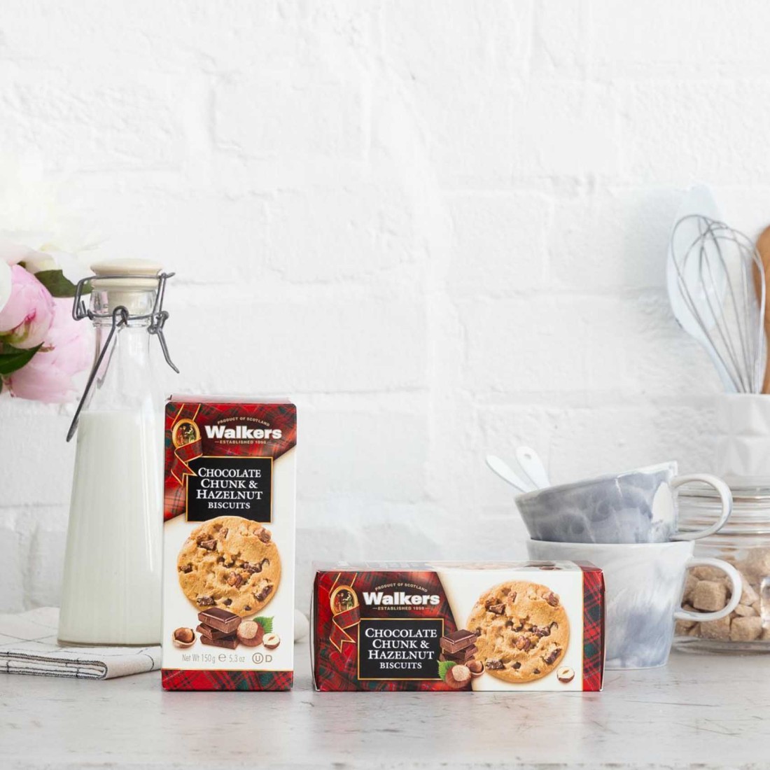 Walker&#39;s Chocolate Chunk and Hazelnut Biscuits, 150g