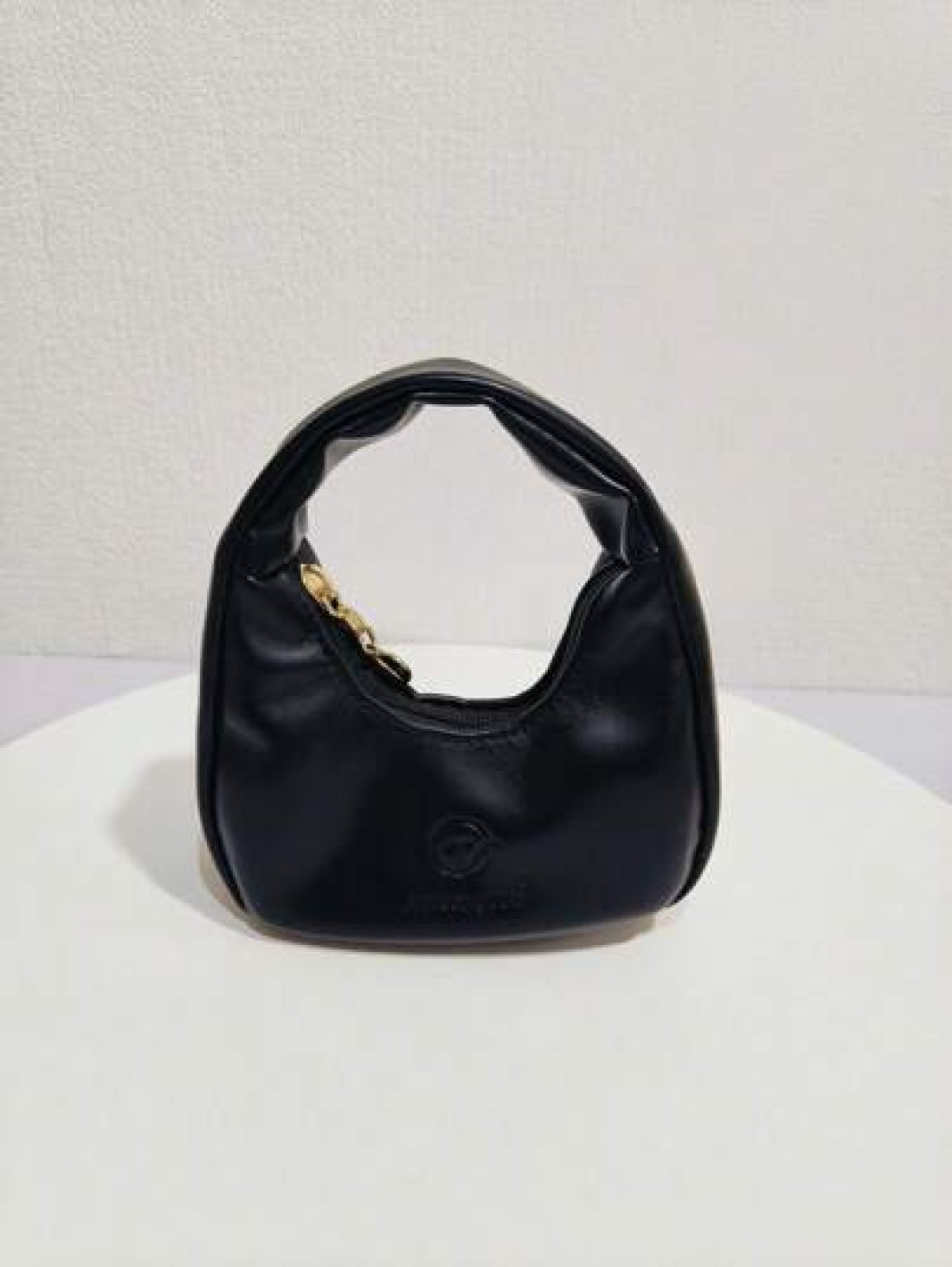 Kids Fashion Crescent Shaped Handbag Girls Casual Shoulder Bag Coin Purse Lipstick Pouch Soft Stylish Crossbody Bag Holiday Gift