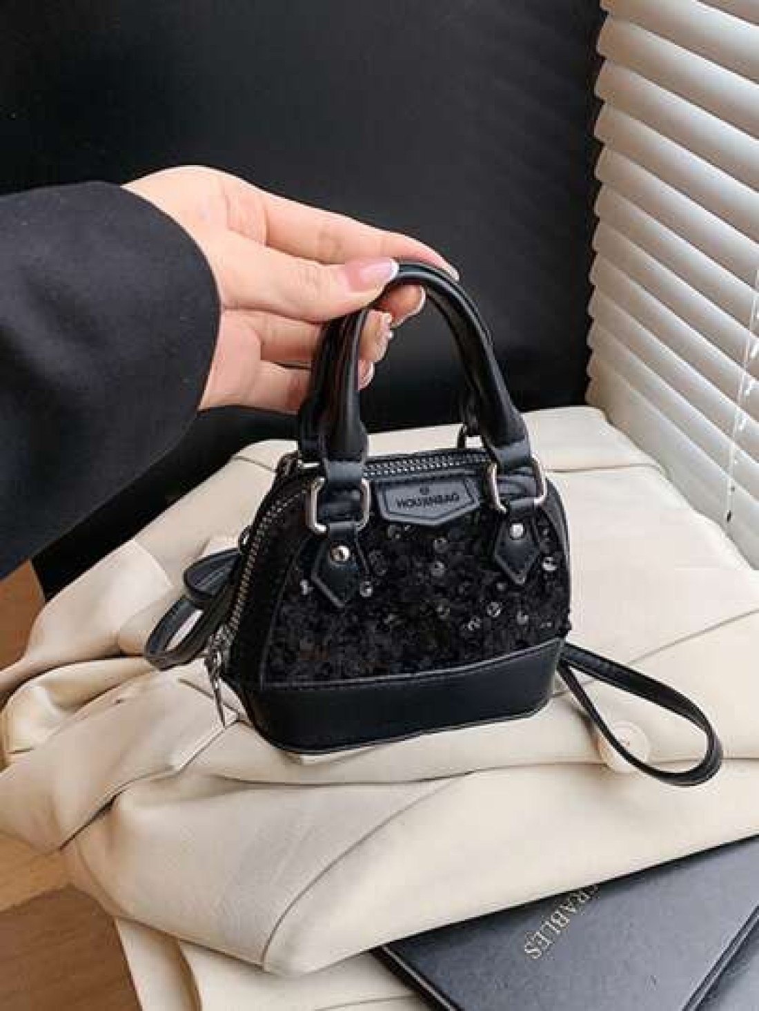 New Mini Sequin Shell Handbag Fashion Mini Tote Bag Shiny Small Crossbody Bag Ultra Small Purse