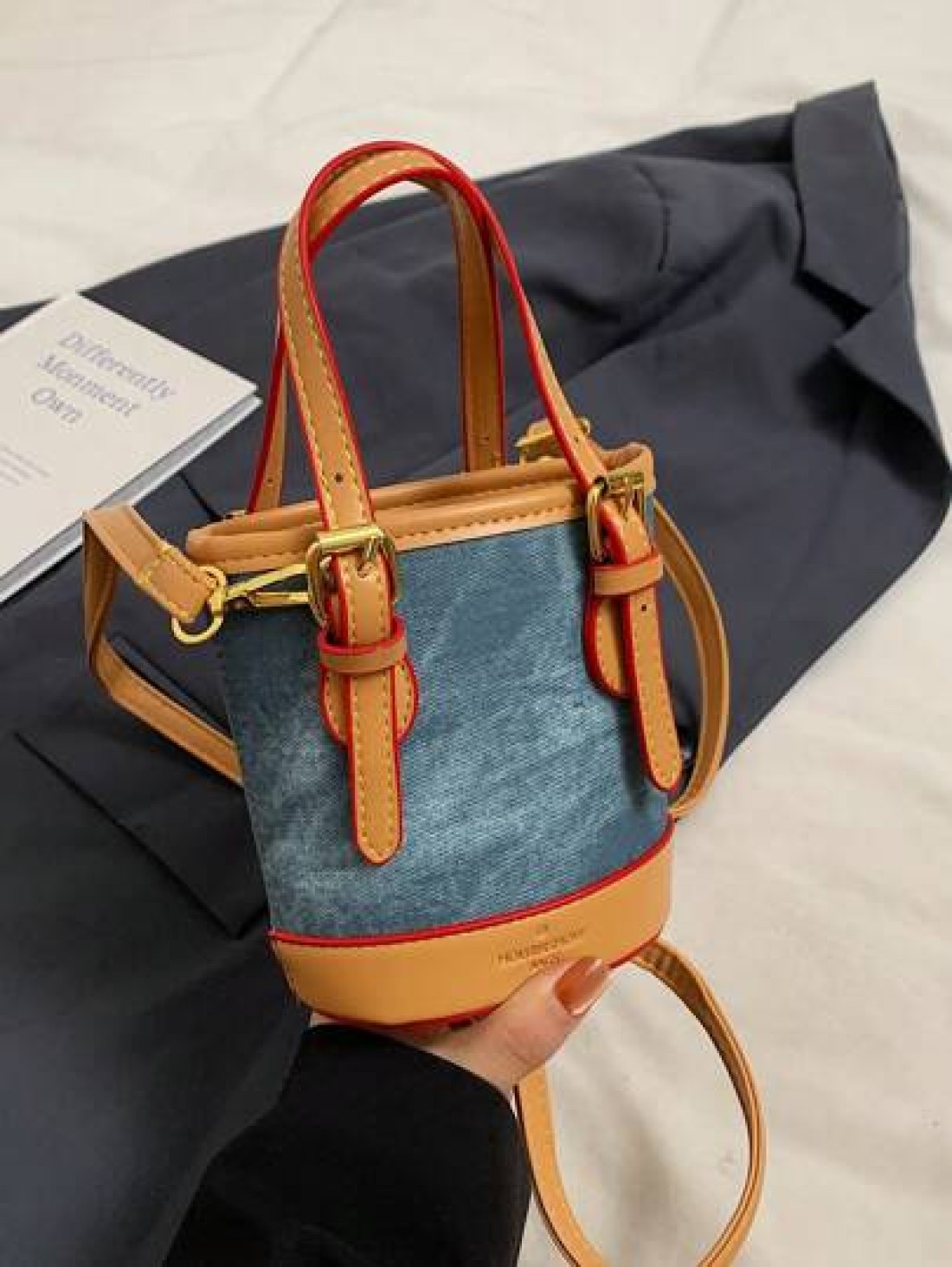 Mini Dual Strap Bucket Bag Crossbody Bag Handbag Mini Makeup Bucket Storage Bag Super Mini Bag Mainly Used For Hanging Decorations Relatively Small Capacity