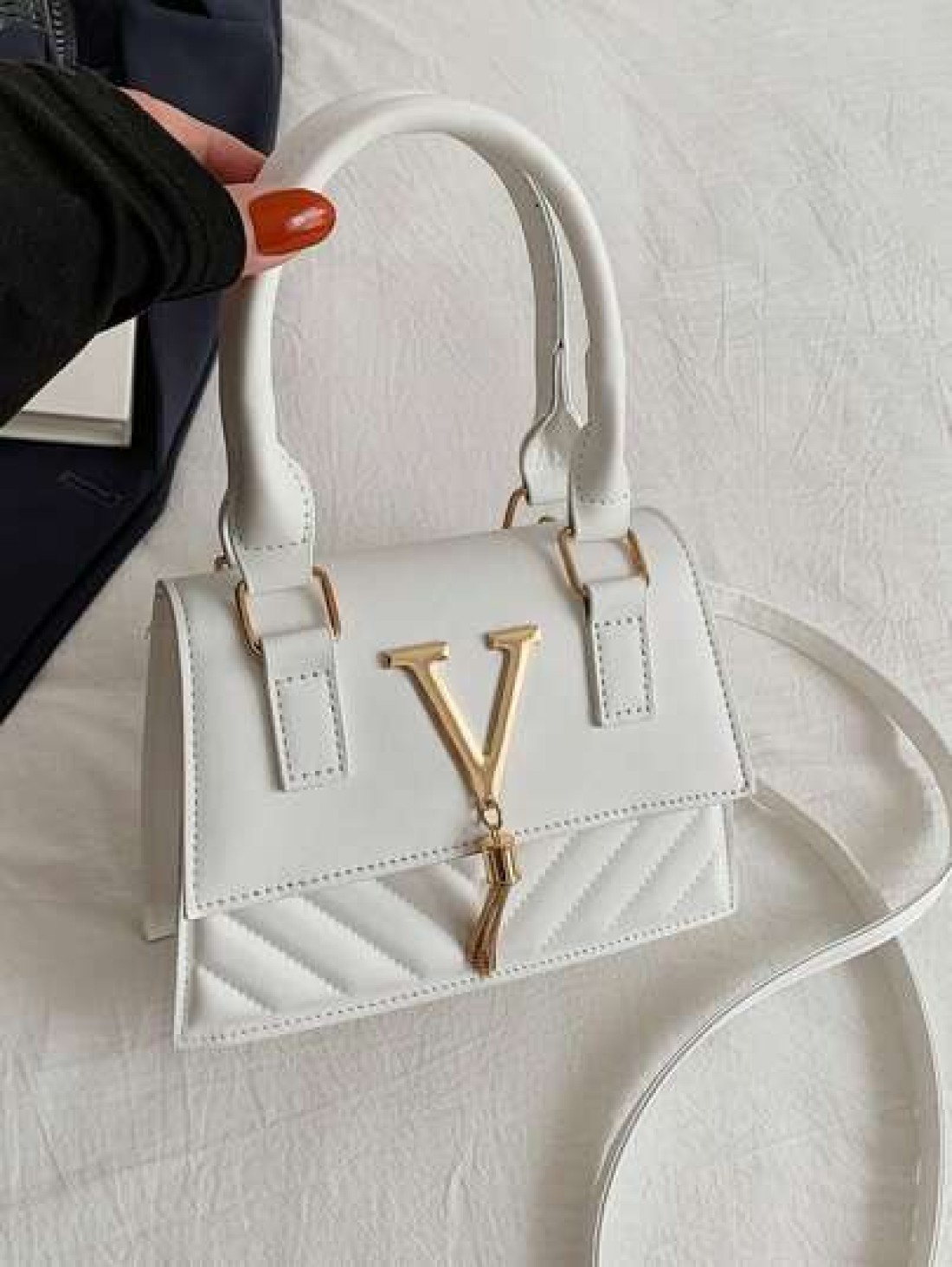 1pc Fashionable And Elegant Messenger Bag Fashionable Messenger Bag Letter Tassel Fashionable Shoulder Small Square Bag Pu Material Fashionable And Versatile Square Bag Shape Can Be Carried By Hand Or