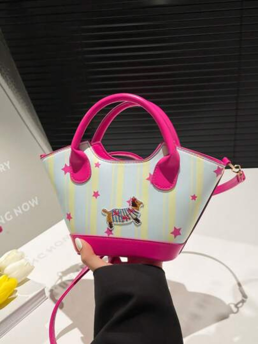 1pc Handbag Pu Open Design New Summer Style Cute Style Can Be Carried Cross Body Sufficient Capacity Versatile Comfortable Touch Highlight Personalized Can Hold Sun Umbrellas Wallets And Other Daily N