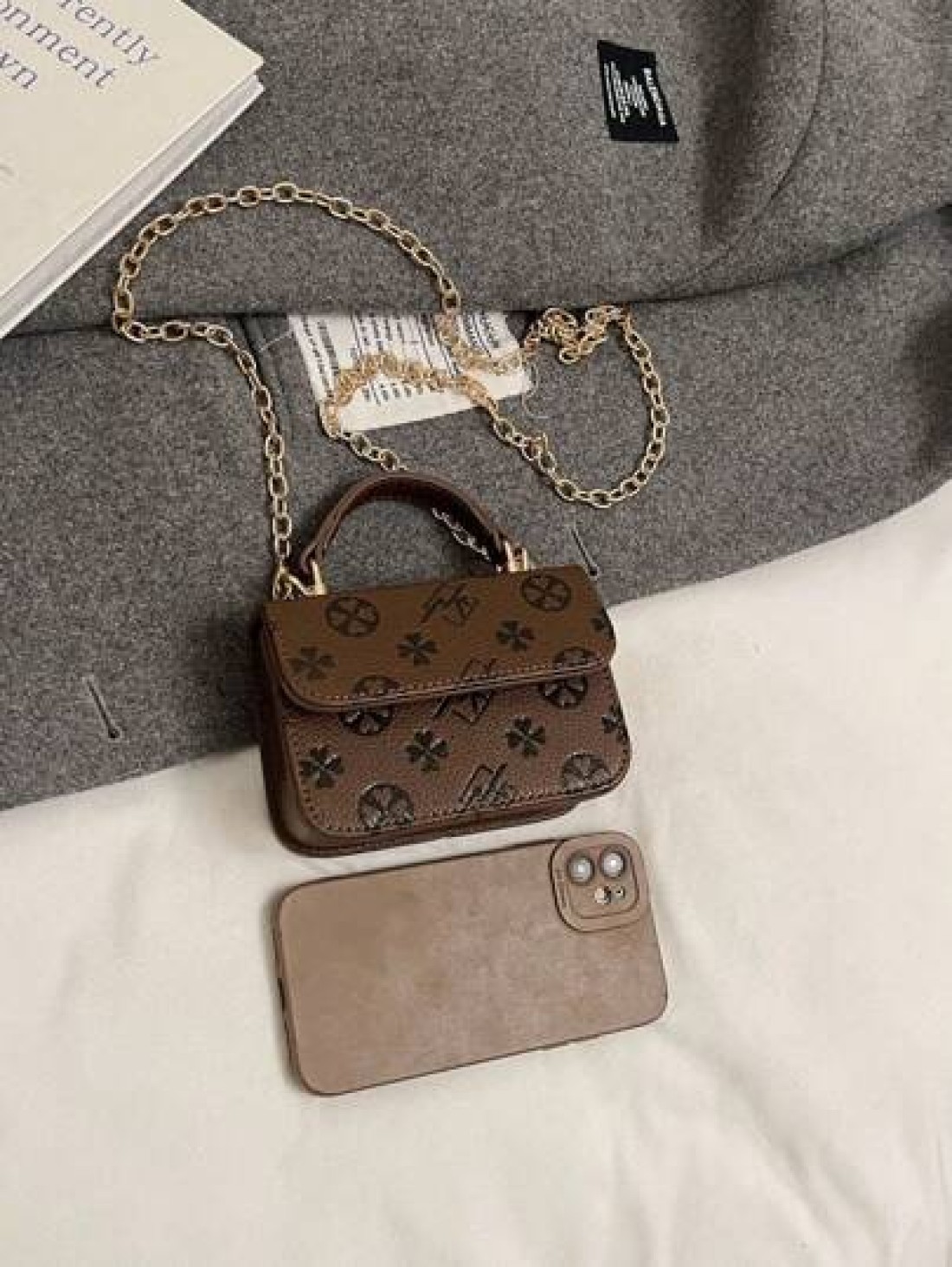 1pc Fashionable And Simple Printed Handbag Letter Embossed All Match Mini Handbag Small Square Bag Change Lipstick Bag Pu Material With Fashionable Chain Shoulder Strap Magnetic Buckle Flap Opening An