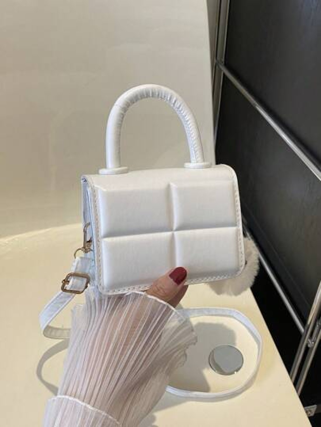 1pc High Grade Small Bag Girls Bag Versatile Chain Messenger Bag Popular Retro Mini Handbag Plaid Small Square Bag New Fashion Niche Design Messenger Bag Girls Bag Popular Versatile Messenger Bag Is V