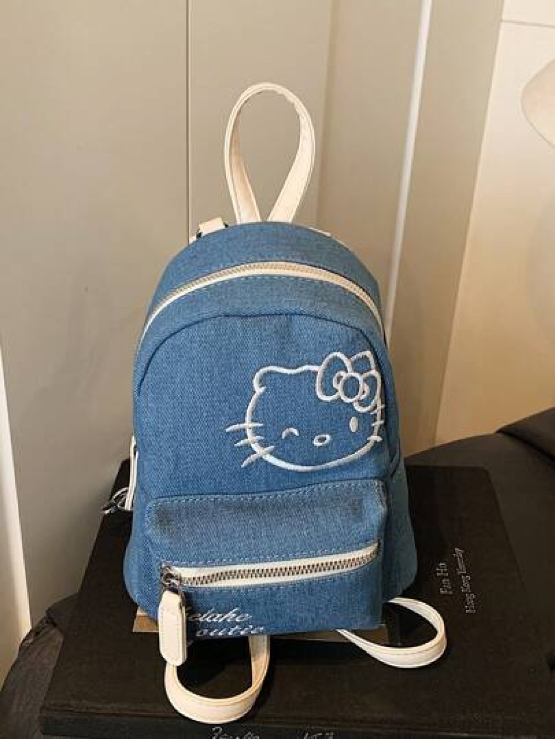 Sanrio 2025 New Niche Design Sense Of Shoulder Bag Kitty Cat Embroidery Girl Heart Cute Shoulder Bag Fashionable And Versatile Large Capacity Summer Niche Sweet Sister Senior Sense Of Bag