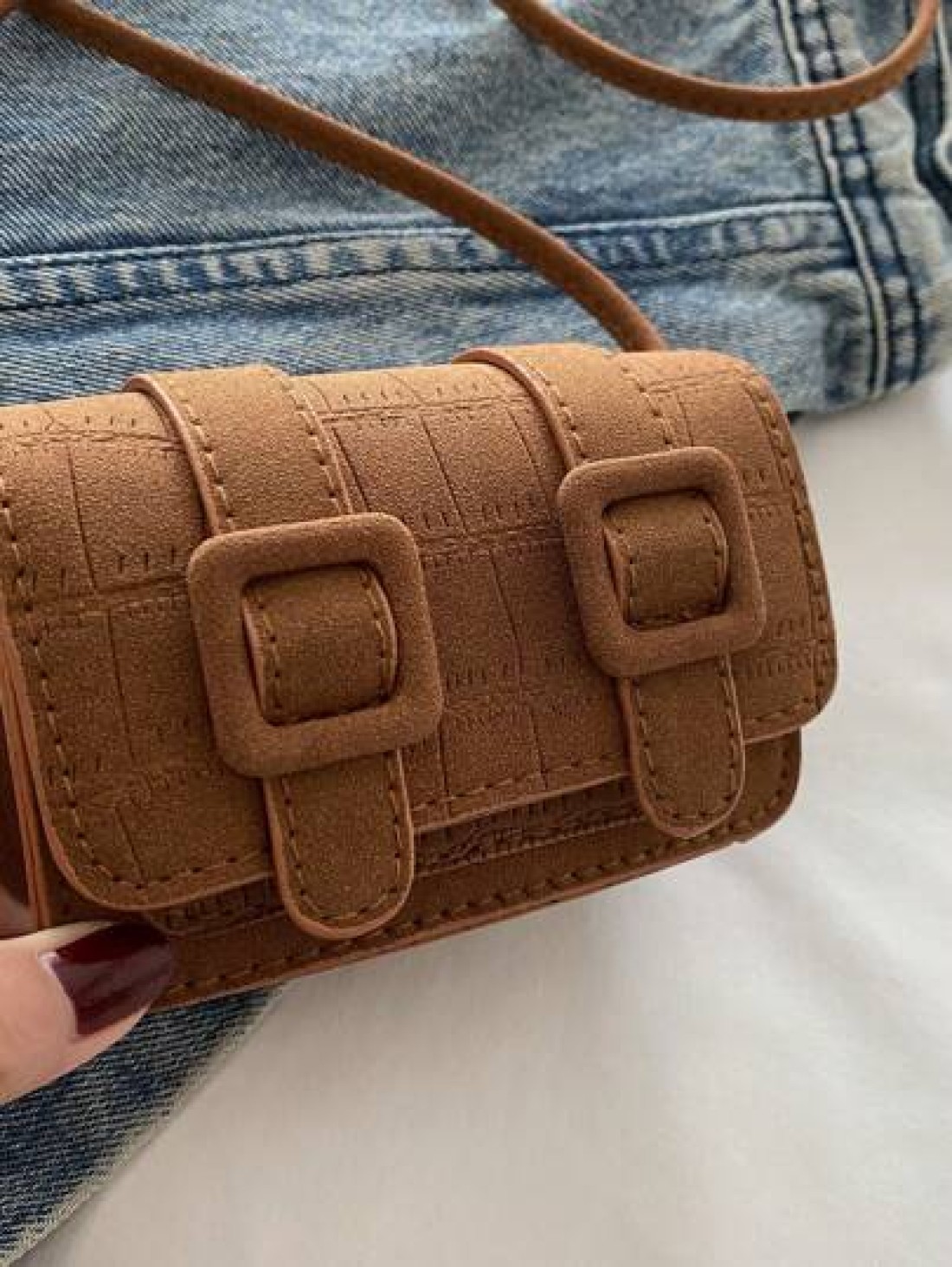 1pc Girl Frosted Indentation Mini Square Bag Fashion Cross Body Red Envelope Casual Lightweight Play Comfortable Fabric Suitable For Daily Outing Play School Commuting Use For Friends The Perfect Gift