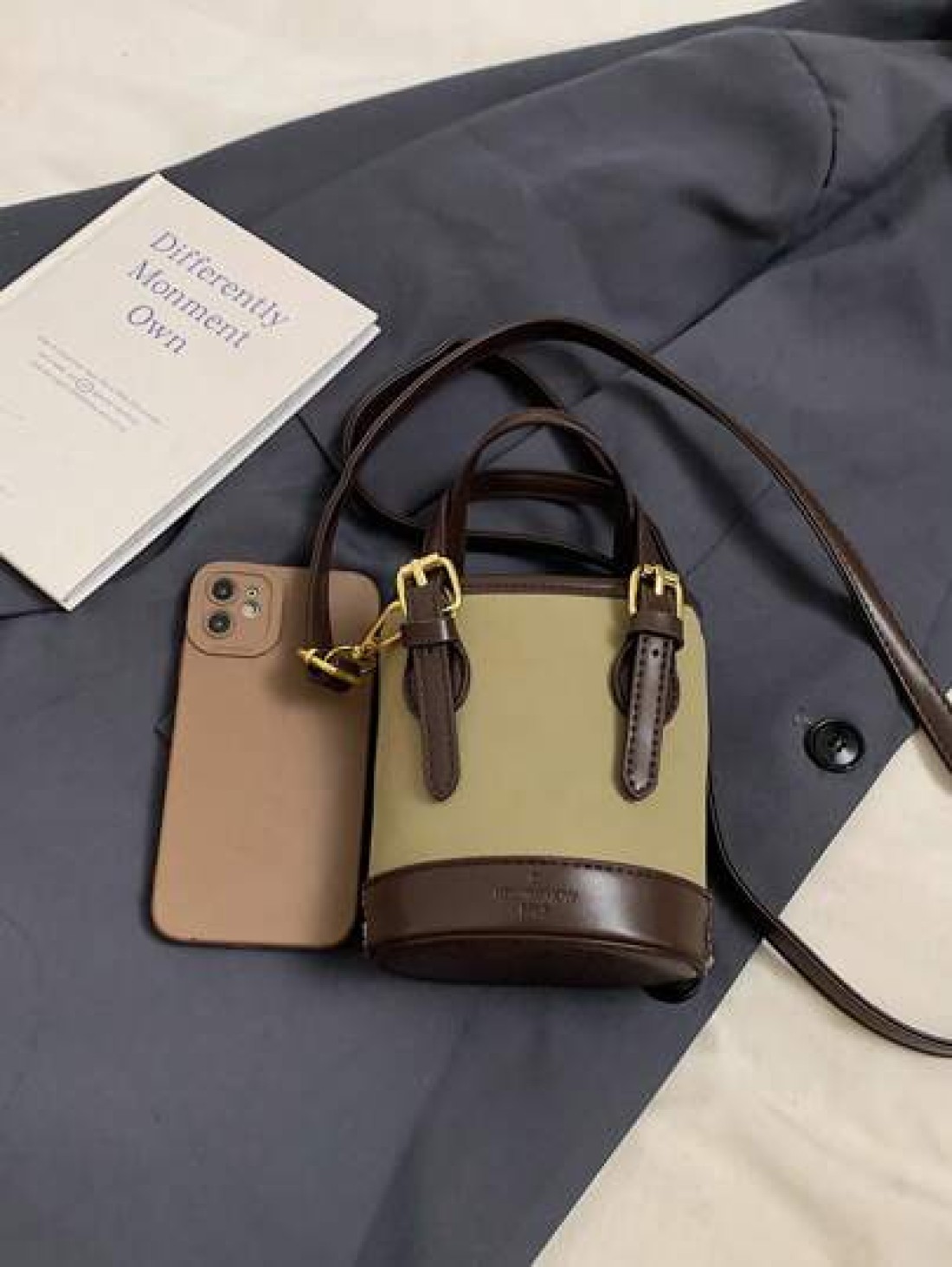 Mini Dual Strap Bucket Bag Crossbody Bag Handbag Mini Makeup Bucket Storage Bag Super Mini Bag Mainly Used For Hanging Decorations Relatively Small Capacity