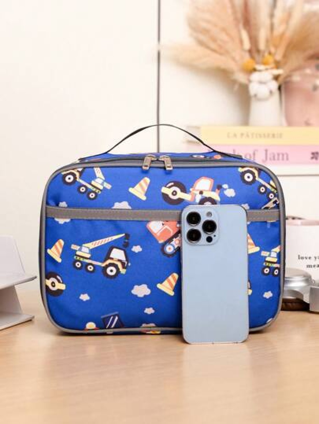 1 New Nylon Material Boy And Girl Cute Cartoon Pattern Lunch Bag Large Capacity Zipper Closure Fashionable And Casual Suitable For Daily Outings Travel And School