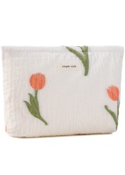 ZLFSRQTulip Makeup Bag for Women Floral Makeup Pouch for Purse Zipper Cosmetic Bag Large Capacity Quilted Canvas Cute Aesthetic Flower Makeup Bag Gift Travel Toiletry Make Up Organizer