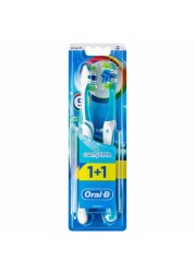 Oral-B Complete 5 Way Clean Medium Manual Toothbrush Multicolour 2 PCS