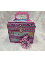 3 LAYER PRINCESS COSMETIC SET