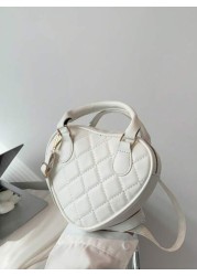 1pc Pu Zipper Closure Fashion Sweet Fresh Heart Shaped Quilted Handbag Versatile Casual Bag Niche Design Adjustable Shoulder Strap Versatile Not Picky Ideal Holiday Gift Suitable For Daily Use To Atte