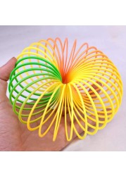Samdone Rainbow Magic Spring, Colorful Rainbow Neon Plastic Spring Toy Party Supplies (1pc Color Random)