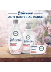Johnson&#39;s Body Wash Anti-Bacterial Almond Blossom 400ml